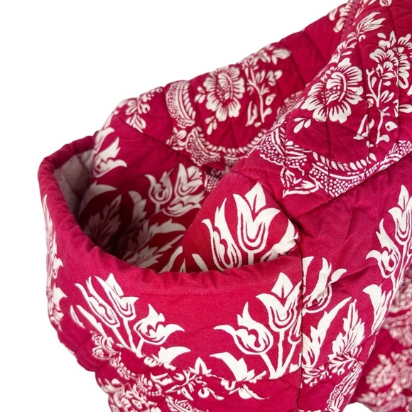 THE CHANDLER COLLECTION Red & White Floral Duffle Bag - Picture 2 of 6